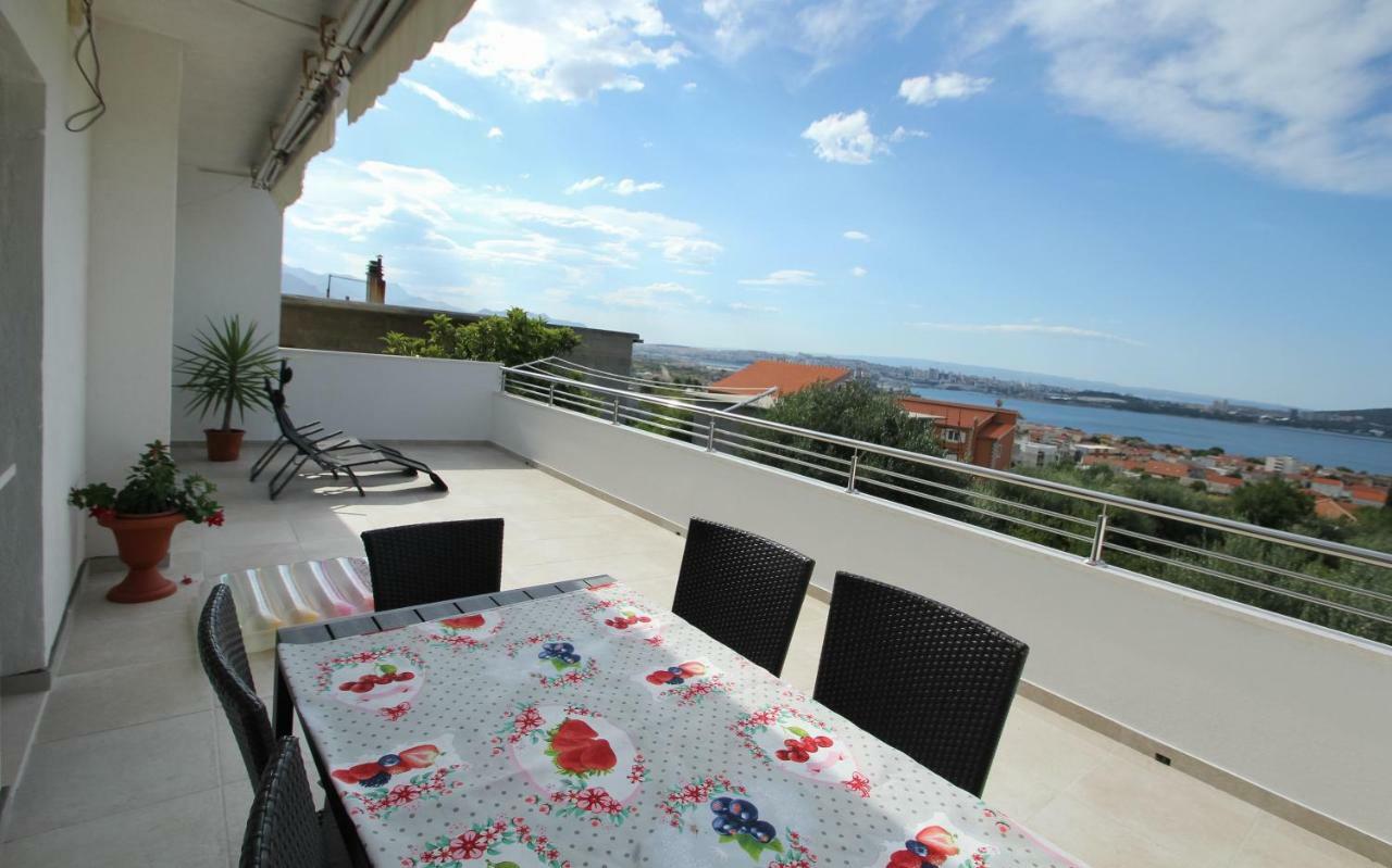 Villa Vinka Kastela Exterior photo